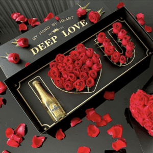 קופסאת אהבה עמוקה פרחים ויין